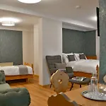 Szálloda Schlosshotel Harburg 3*