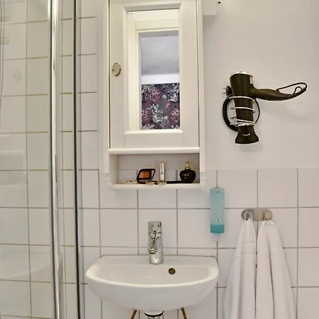 Schlosshotel Harburg 3*