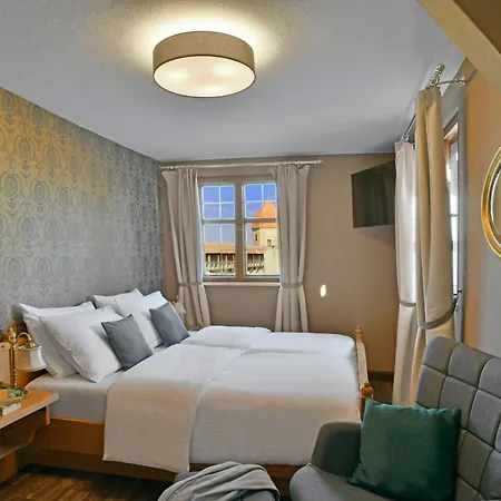 Schlosshotel Harburg